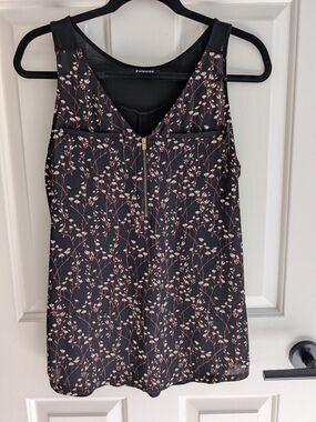 Express Sleeveless Zip Front Tank, Black Floral, Size Medium